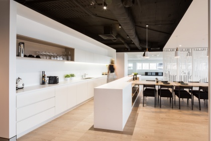 Level 18, 127 Creek Street - Website Image 1