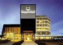 Shangri-La Hotel